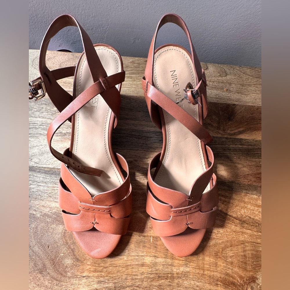 Nine West 7.5 sandals